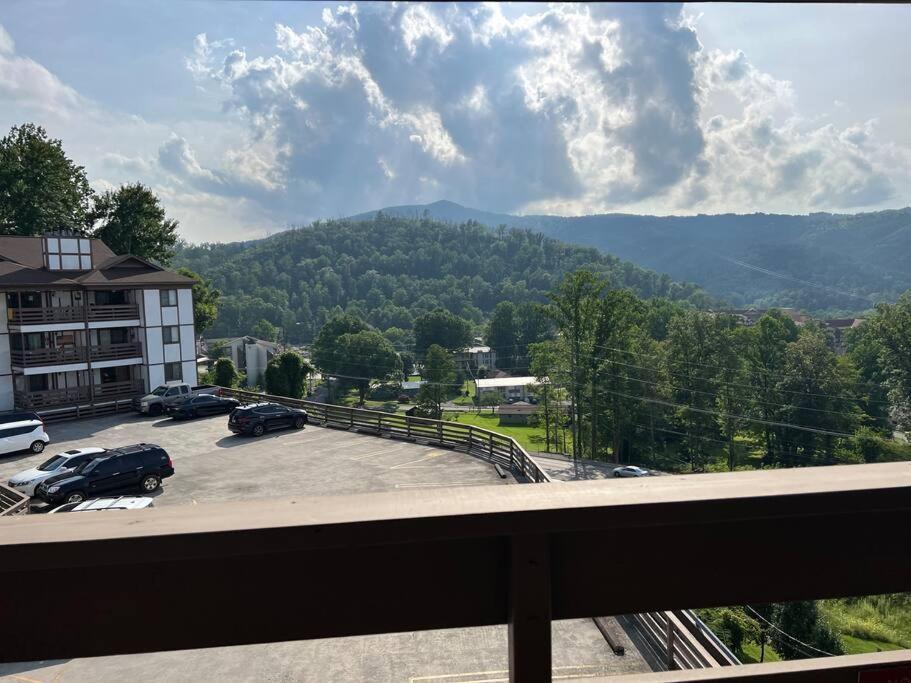 City & Mountain View 5 Mins From Downtown Gatlinburg Exteriér fotografie